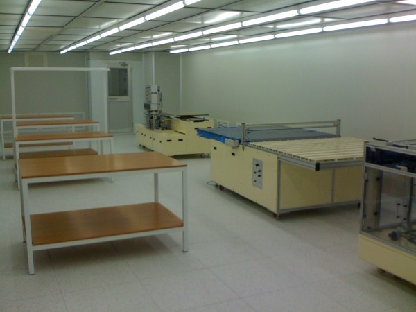 cleanroom for LCD repair